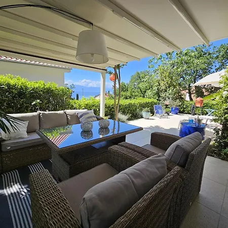 Barbara Mit Wuenderschoene Terrasse By Interhome Njivice
