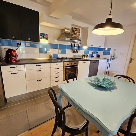 Barbara Mit Wuenderschoene Terrasse By Interhome