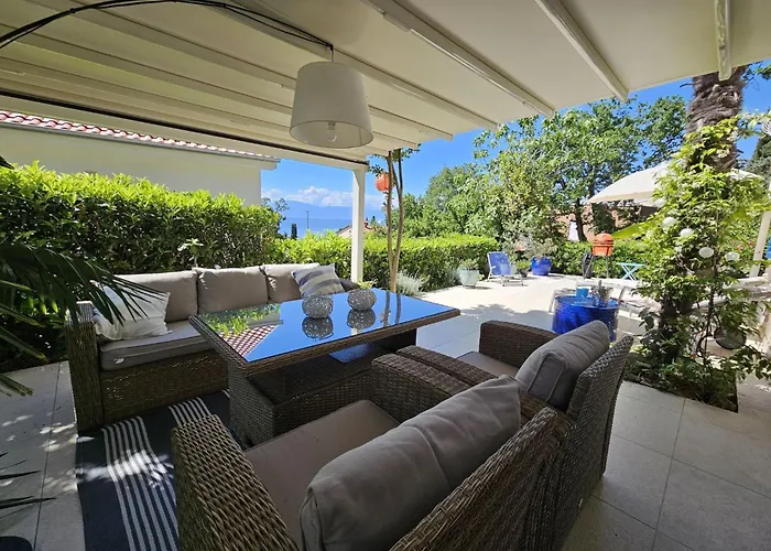 Barbara Mit Wuenderschoene Terrasse By Interhome Njivice